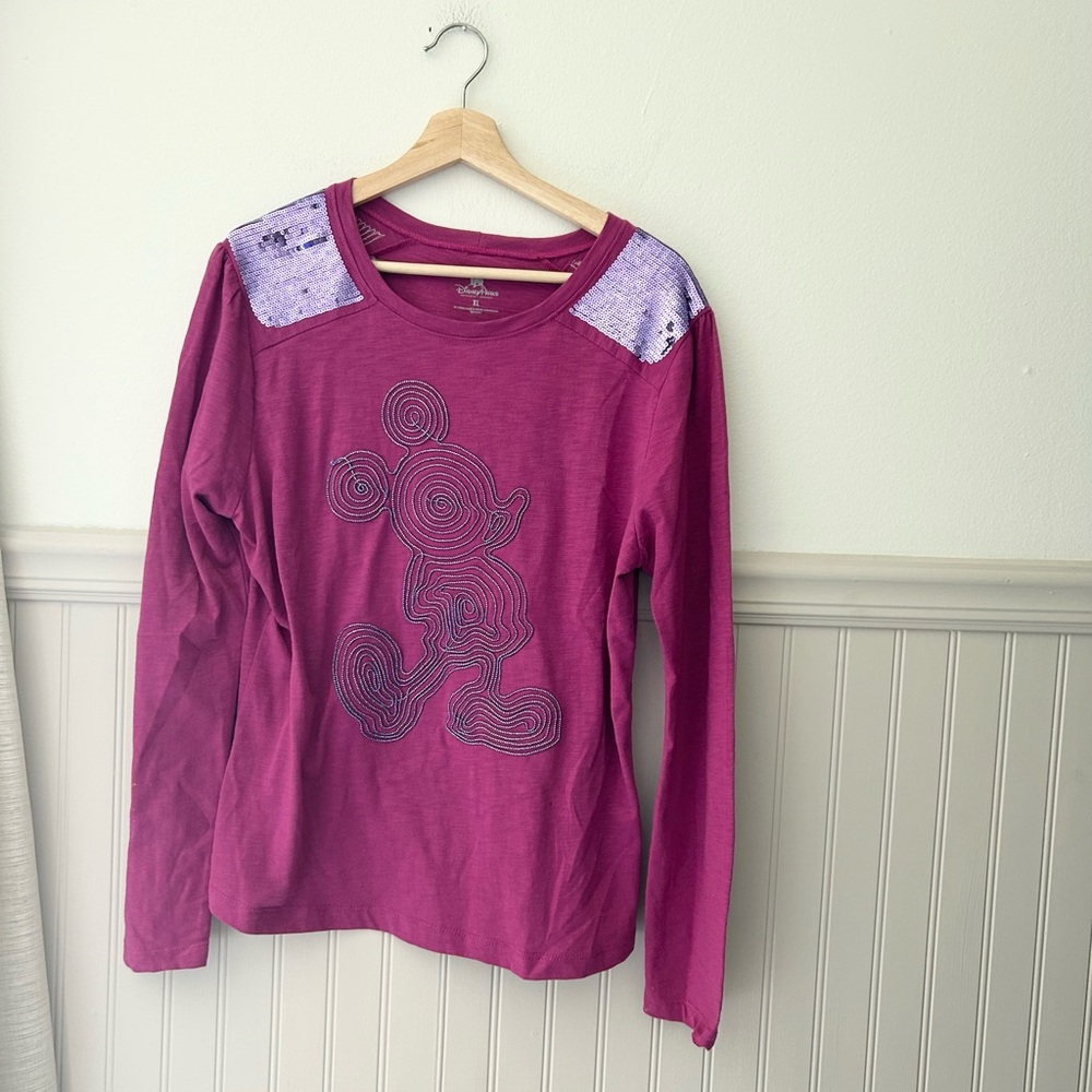 Disney Parks Women’s XL Sequin Mickey Mouse Magenta Pink Long Sleeve Top